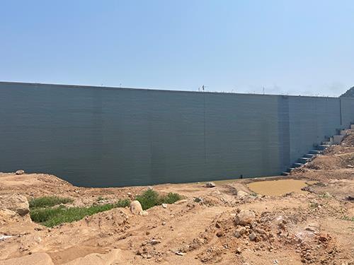 大河東水壩聚脲防水